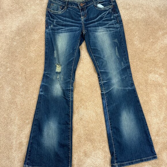 Maurices Distressed Y2K Rust Wash Flare Boot Cut Denim Jeans Women's 9 / 10 W 32 - Picture 4 of 9